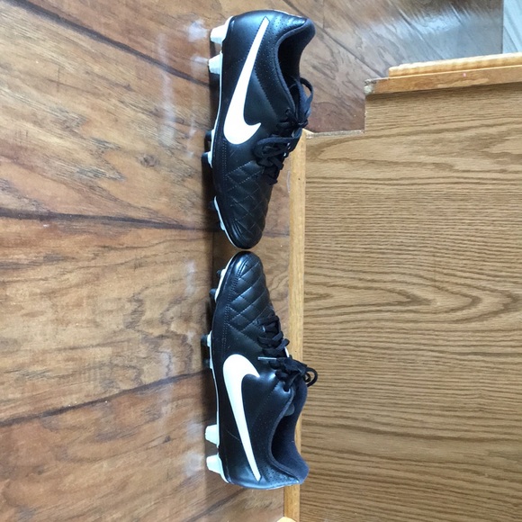 Boys Nike Tempo Cleats - Picture 4 of 6